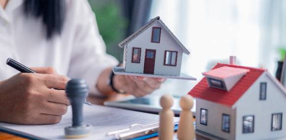 Realitní trh v Česku navzdory překážkám ožívá. Co stojí za tímto trendem?